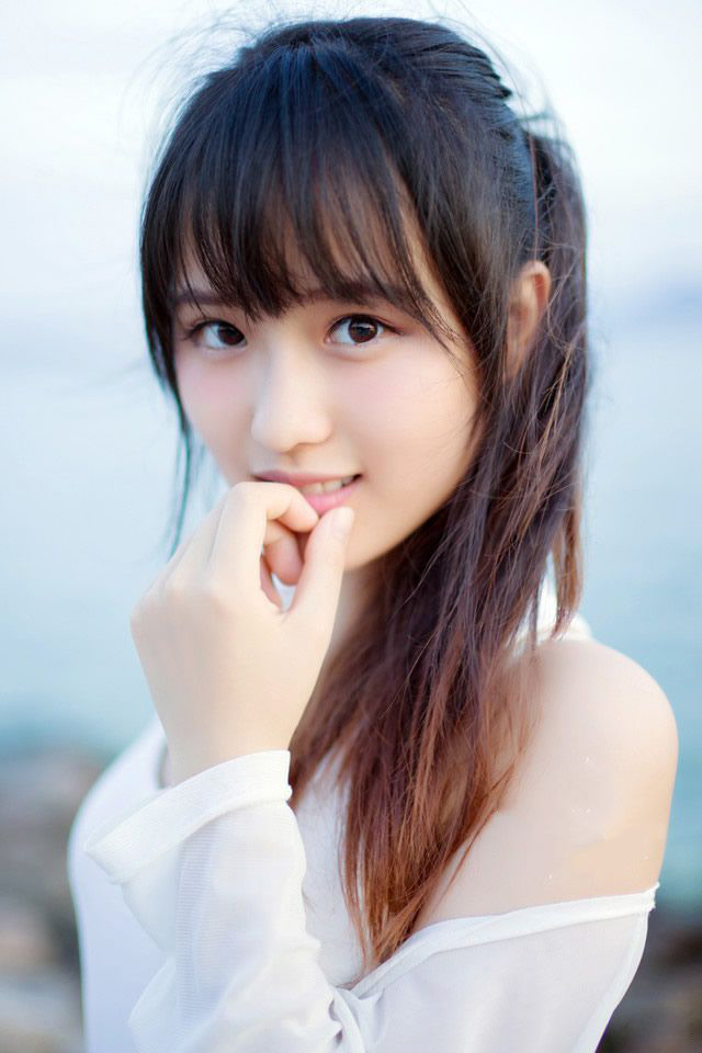 “云长没事便好，城上的情况，我已听闻，怨不得你。”刘备叹了口气，除了关羽这一支人马之外，其他攻上城墙的将士都被赶下来了，关羽上城最早，却是一直厮杀到鸣金时才撤退，足见关羽真的尽力了。